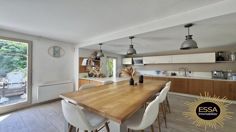 Ma-Cabane - Vente Maison Noisy-le-Roi, 140 m²