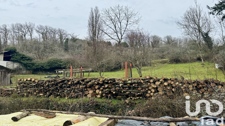 Ma-Cabane - Vente Maison Nontron, 120 m²
