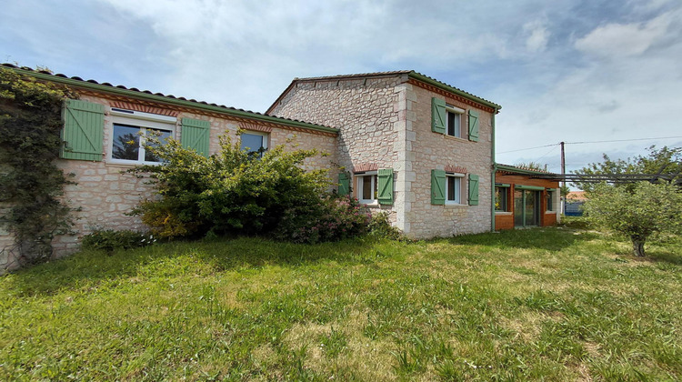 Ma-Cabane - Vente Maison Nontron, 145 m²