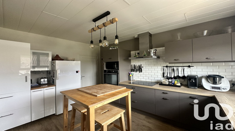 Ma-Cabane - Vente Maison Notre-Dame-d'Oé, 138 m²