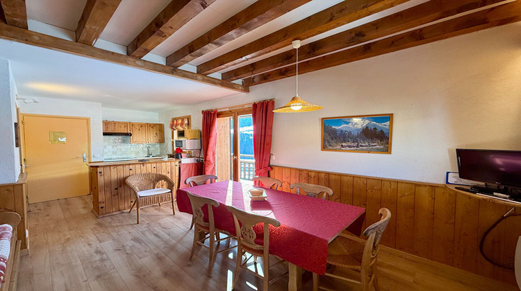 Ma-Cabane - Vente Maison NOTRE-DAME-DE-BELLECOMBE, 375 m²