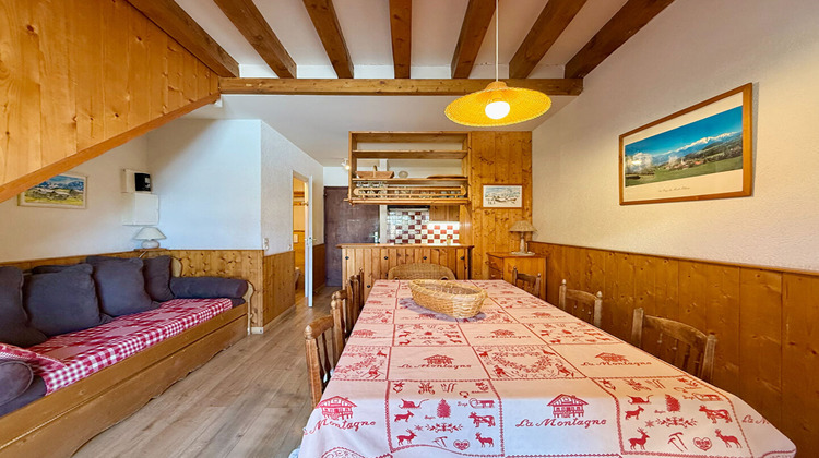 Ma-Cabane - Vente Maison NOTRE-DAME-DE-BELLECOMBE, 375 m²