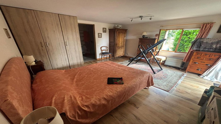Ma-Cabane - Vente Maison NOTRE DAME DE LIVOYE, 151 m²