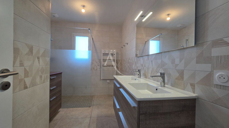 Ma-Cabane - Vente Maison NOTRE-DAME-DE-RIEZ, 110 m²