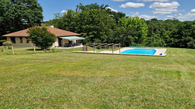 Ma-Cabane - Vente Maison NOTRE DAME DE SANILHAC, 165 m²