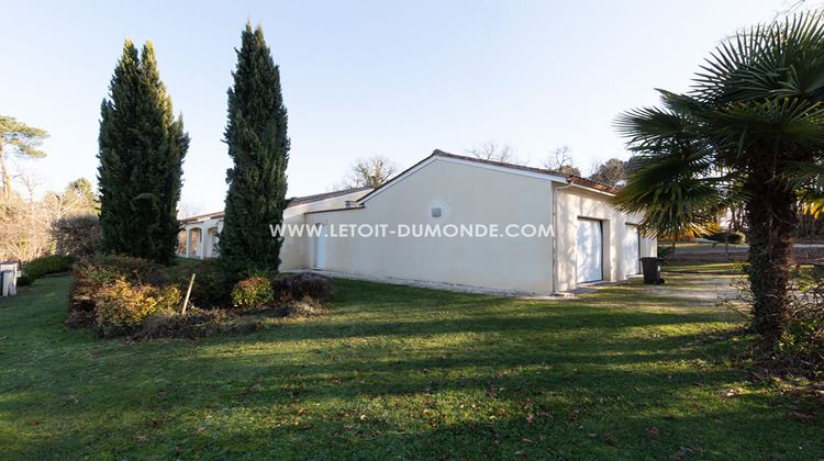 Ma-Cabane - Vente Maison NOTRE-DAME-DE-SANILHAC, 150 m²