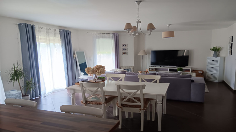 Ma-Cabane - Vente Maison NOTRE-DAME-DE-SANILHAC, 93 m²