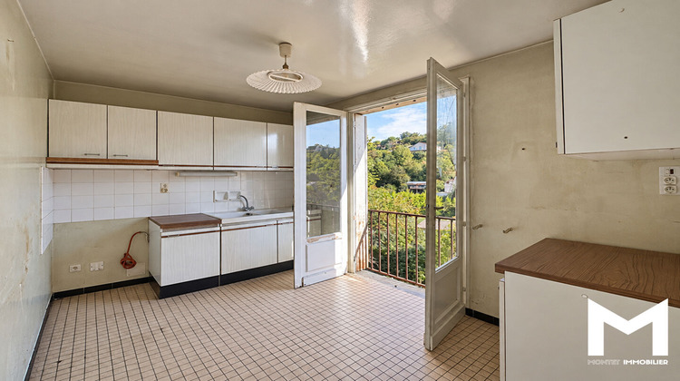 Ma-Cabane - Vente Maison NOTRE-DAME-DE-SANILHAC, 73 m²