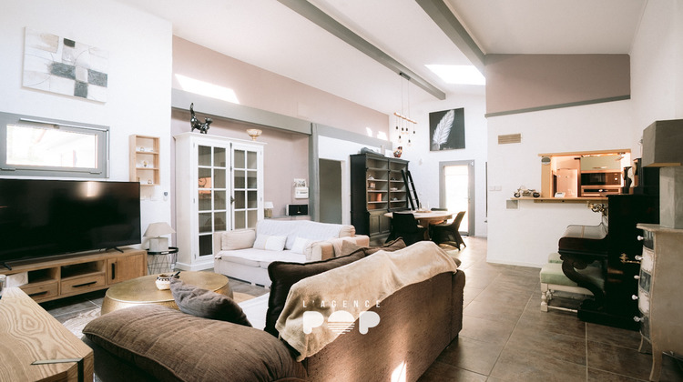 Ma-Cabane - Vente Maison NOTRE-DAME-DE-SANILHAC, 154 m²