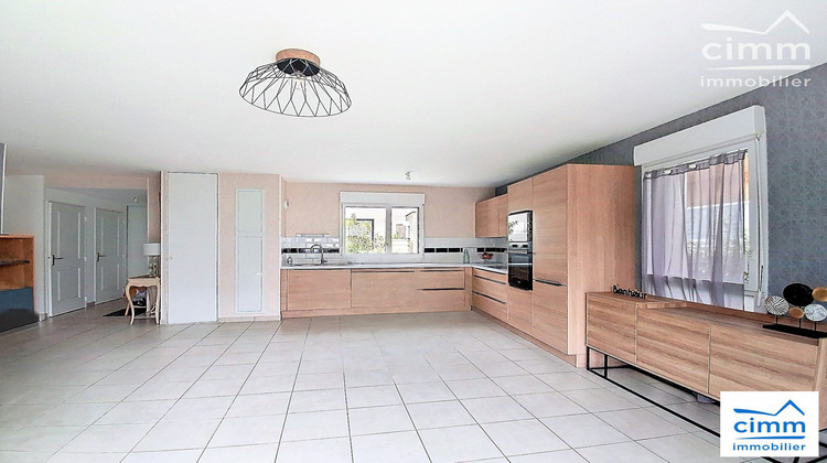 Ma-Cabane - Vente Maison Noyal-Châtillon-sur-Seiche, 100 m²