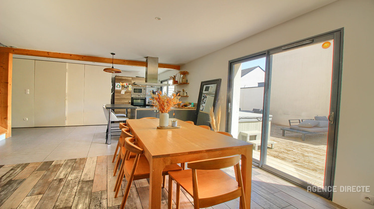 Ma-Cabane - Vente Maison NOYAL-CHATILLON-SUR-SEICHE, 95 m²
