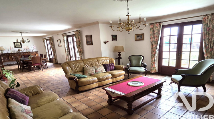 Ma-Cabane - Vente Maison Noyant-de-Touraine, 143 m²