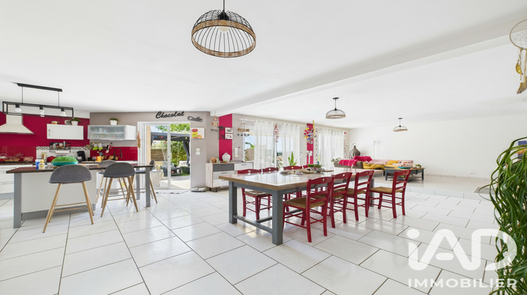 Ma-Cabane - Vente Maison Noyant-de-Touraine, 174 m²