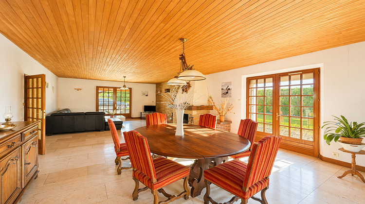 Ma-Cabane - Vente Maison NOYERS, 246 m²