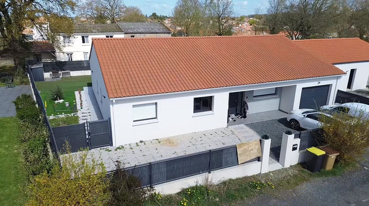 Ma-Cabane - Vente Maison NUAILLE, 150 m²