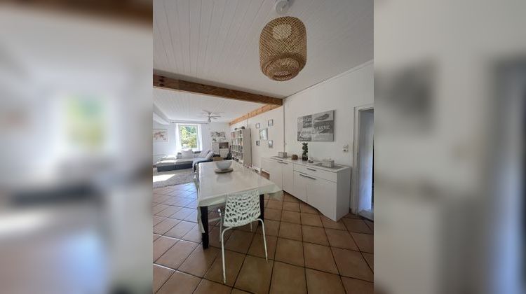 Ma-Cabane - Vente Maison Nueil-les-Aubiers, 180 m²