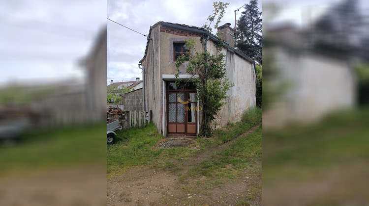 Ma-Cabane - Vente Maison Nueil-les-Aubiers, 65 m²