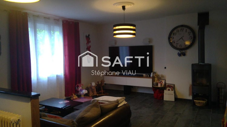 Ma-Cabane - Vente Maison Nueil-les-Aubiers, 165 m²