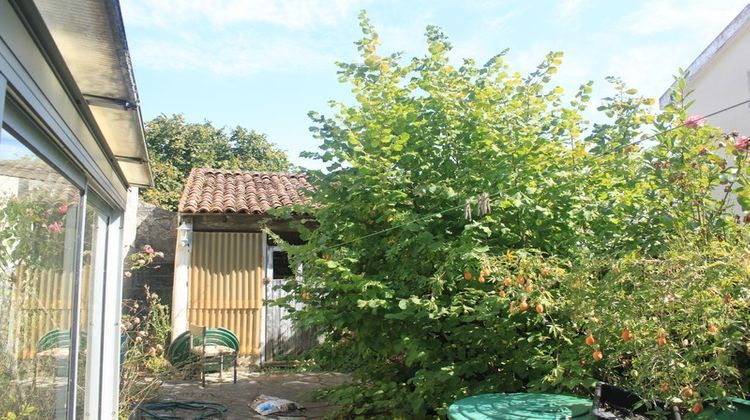 Ma-Cabane - Vente Maison NUEIL-SUR-LAYON, 90 m²