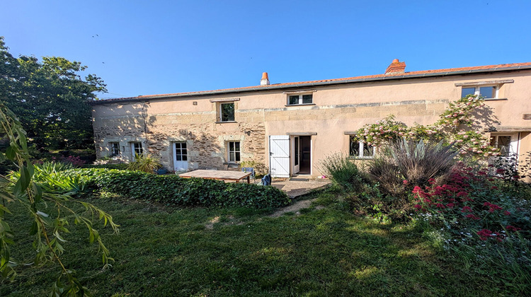 Ma-Cabane - Vente Maison NUEIL-SUR-LAYON, 177 m²