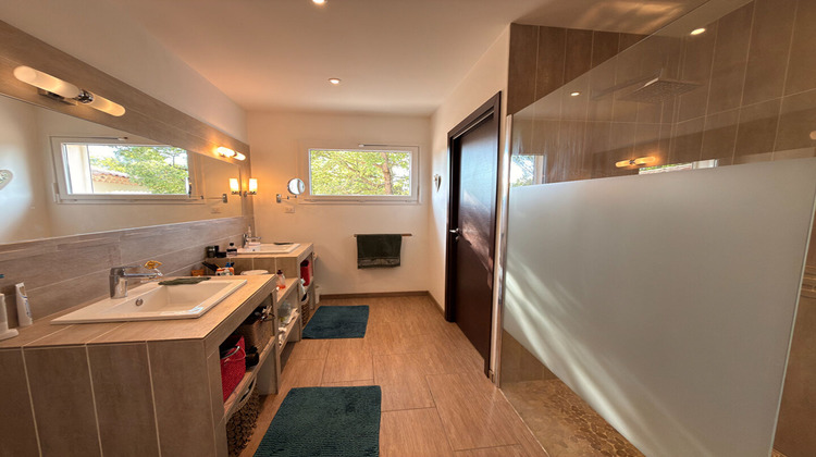 Ma-Cabane - Vente Maison OLLIERES, 202 m²