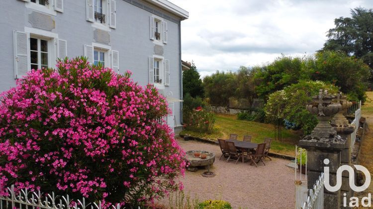 Ma-Cabane - Vente Maison Oradour-sur-Vayres, 367 m²