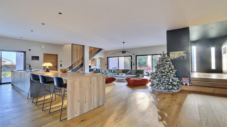 Ma-Cabane - Vente Maison Orcines, 250 m²