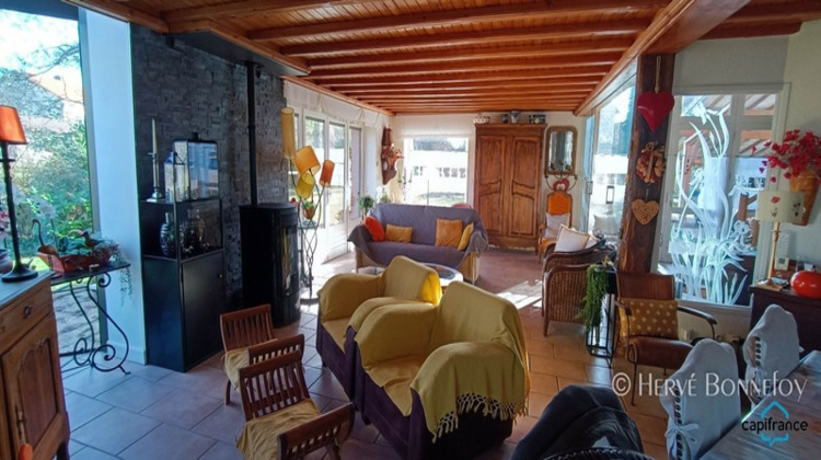Ma-Cabane - Vente Maison ORLEAT, 220 m²