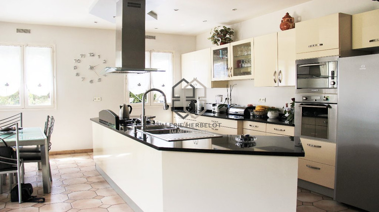 Ma-Cabane - Vente Maison Ormesson-sur-Marne, 220 m²