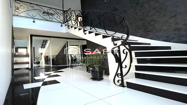 Ma-Cabane - Vente Maison Ormesson-sur-Marne, 302 m²