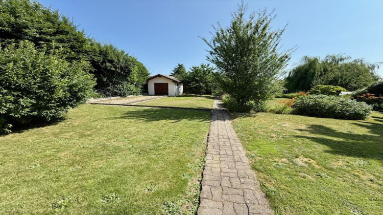 Ma-Cabane - Vente Maison Ornex, 190 m²