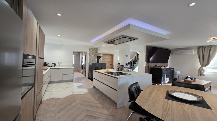 Ma-Cabane - Vente Maison Ottmarsheim, 280 m²
