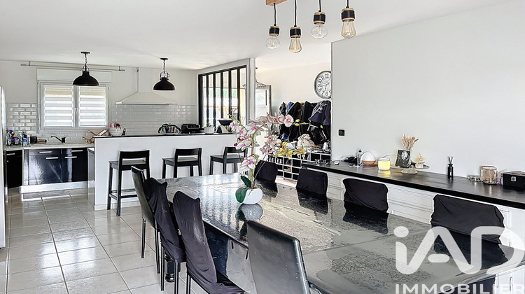 Ma-Cabane - Vente Maison Ouzilly, 103 m²