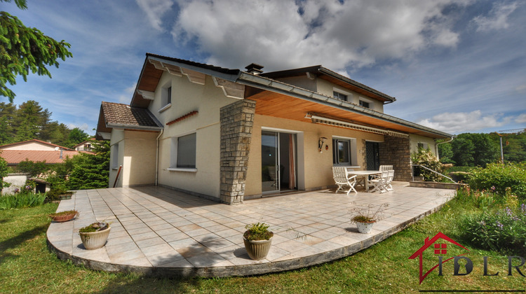 Ma-Cabane - Vente Maison Oyonnax, 251 m²