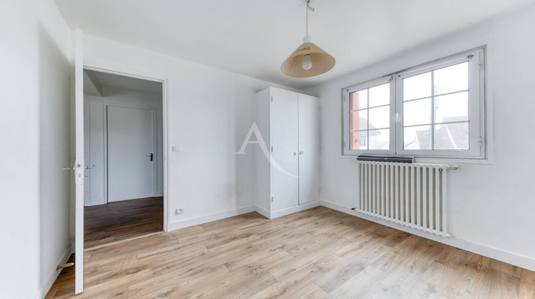 Ma-Cabane - Vente Maison OZOIR-LA-FERRIERE, 106 m²