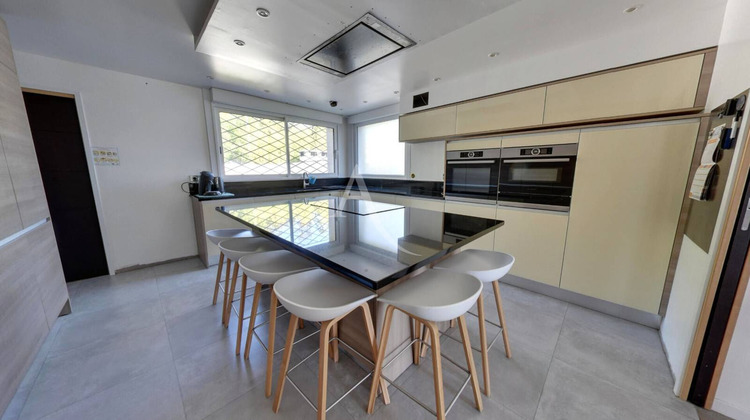 Ma-Cabane - Vente Maison OZOIR-LA-FERRIERE, 255 m²