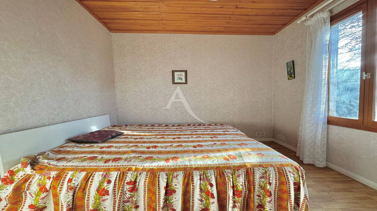 Ma-Cabane - Vente Maison OZOIR-LA-FERRIERE, 30 m²