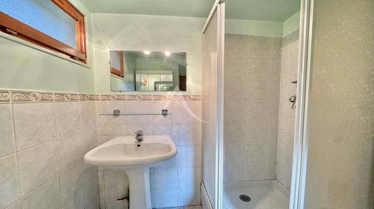 Ma-Cabane - Vente Maison OZOIR-LA-FERRIERE, 30 m²