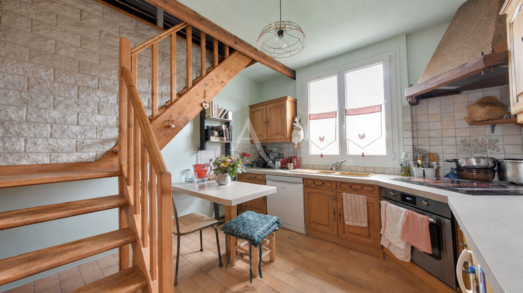 Ma-Cabane - Vente Maison OZOIR-LA-FERRIERE, 143 m²