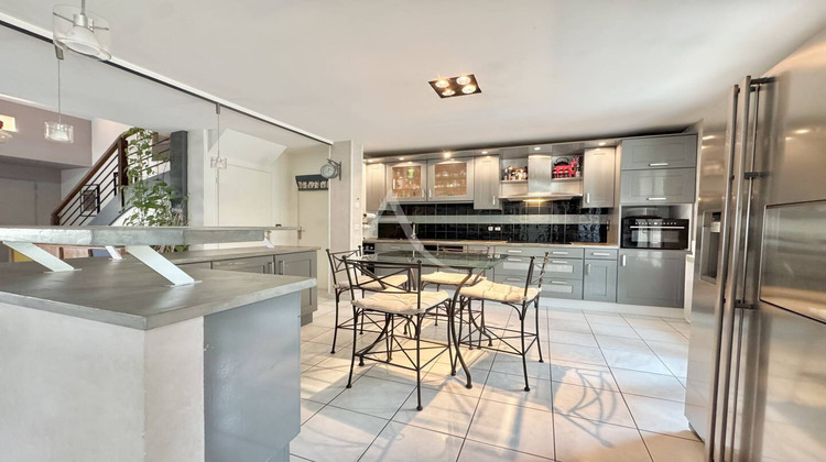 Ma-Cabane - Vente Maison OZOIR-LA-FERRIERE, 157 m²