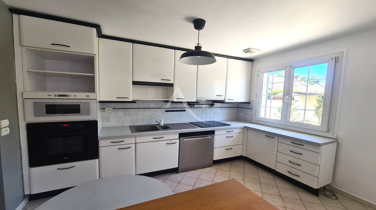 Ma-Cabane - Vente Maison OZOIR-LA-FERRIERE, 94 m²