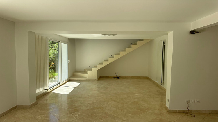 Ma-Cabane - Vente Maison OZOIR-LA-FERRIERE, 212 m²