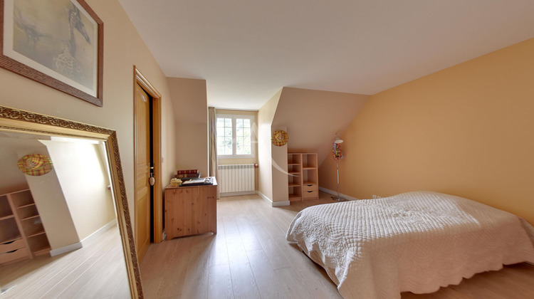 Ma-Cabane - Vente Maison OZOIR-LA-FERRIERE, 300 m²