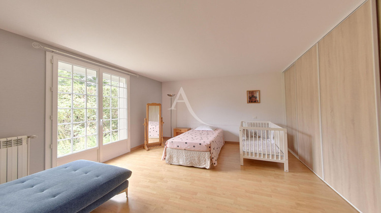 Ma-Cabane - Vente Maison OZOIR-LA-FERRIERE, 300 m²