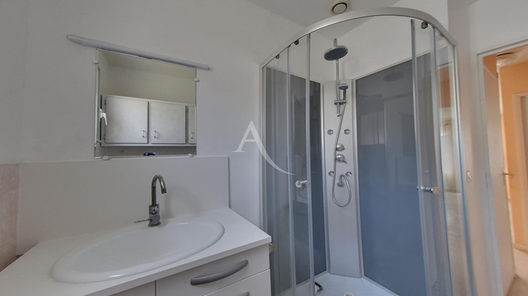 Ma-Cabane - Vente Maison OZOIR-LA-FERRIERE, 60 m²