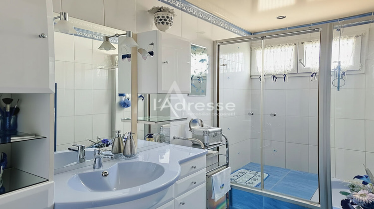 Ma-Cabane - Vente Maison OZOIR-LA-FERRIERE, 162 m²