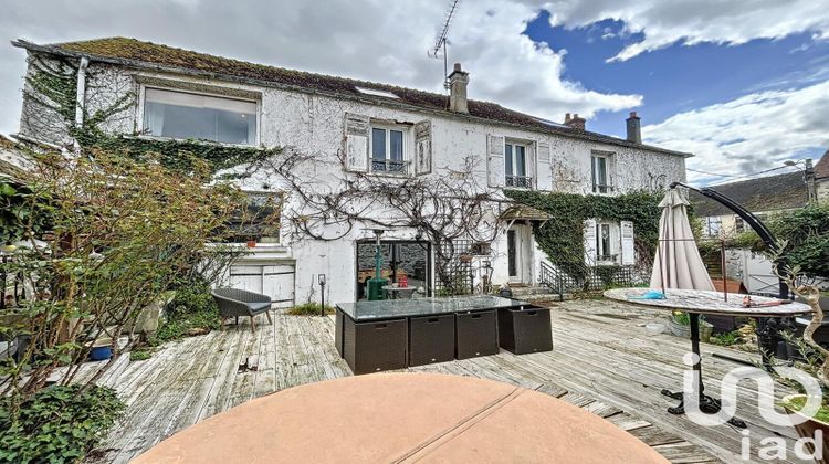 Ma-Cabane - Vente Maison Ozouer-le-Voulgis, 273 m²