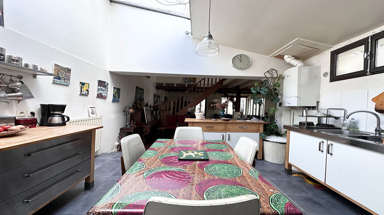 Ma-Cabane - Vente Maison PARIS 18, 155 m²