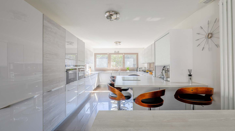 Ma-Cabane - Vente Maison PARIS 19, 290 m²