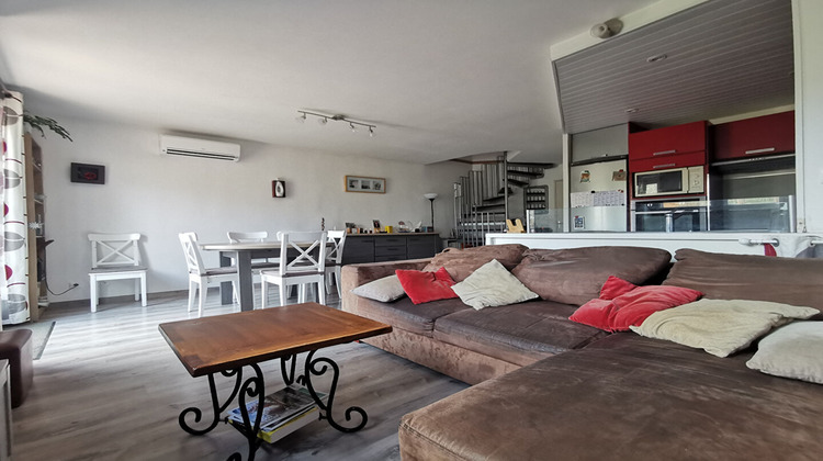 Ma-Cabane - Vente Maison PELLOUAILLES-LES-VIGNES, 89 m²